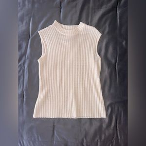 ST JOHN SZ SMALL GOLD THIN KNIT SLEEVELESS TOP - HIGH NECK